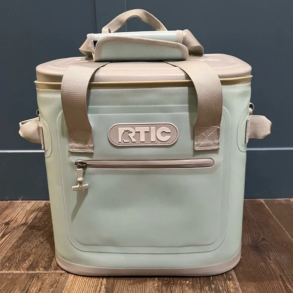 Rtic soft side cooler